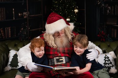 StudioSantaPhoto.jpg